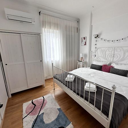 Love Light Studio Victoriei บูคาเรสต์ ภายนอก รูปภาพ
